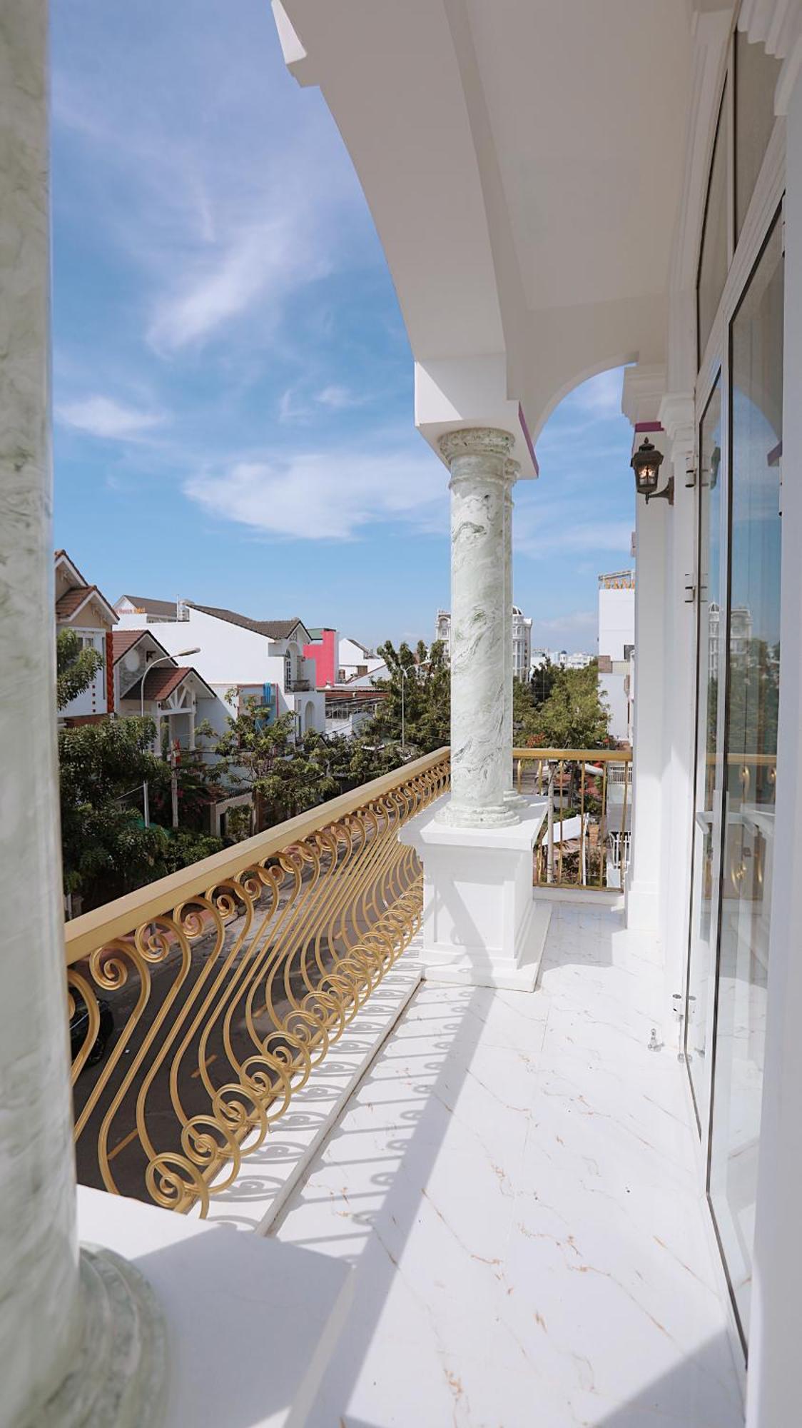 Minh Hoang Hotel - Phan Thiet Ap Binh Hung Extérieur photo